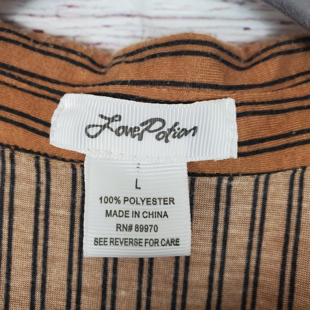 Fall colored button up - Picture 4 of 5